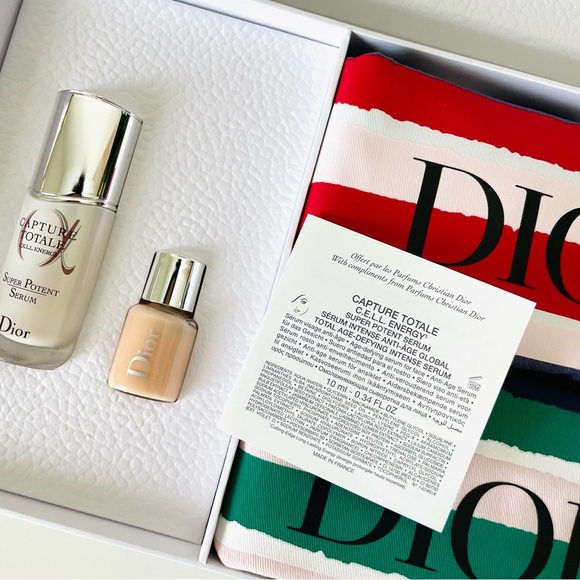 Dior Summer‎ Travel Beauty Gift Set - Picture 5 of 6